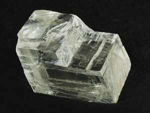 A photograph of Iceland spar calcite